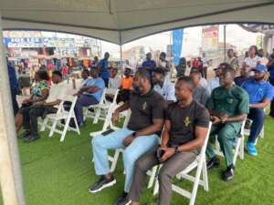 02813595 81a1 40c4 82a4 f409122d778b