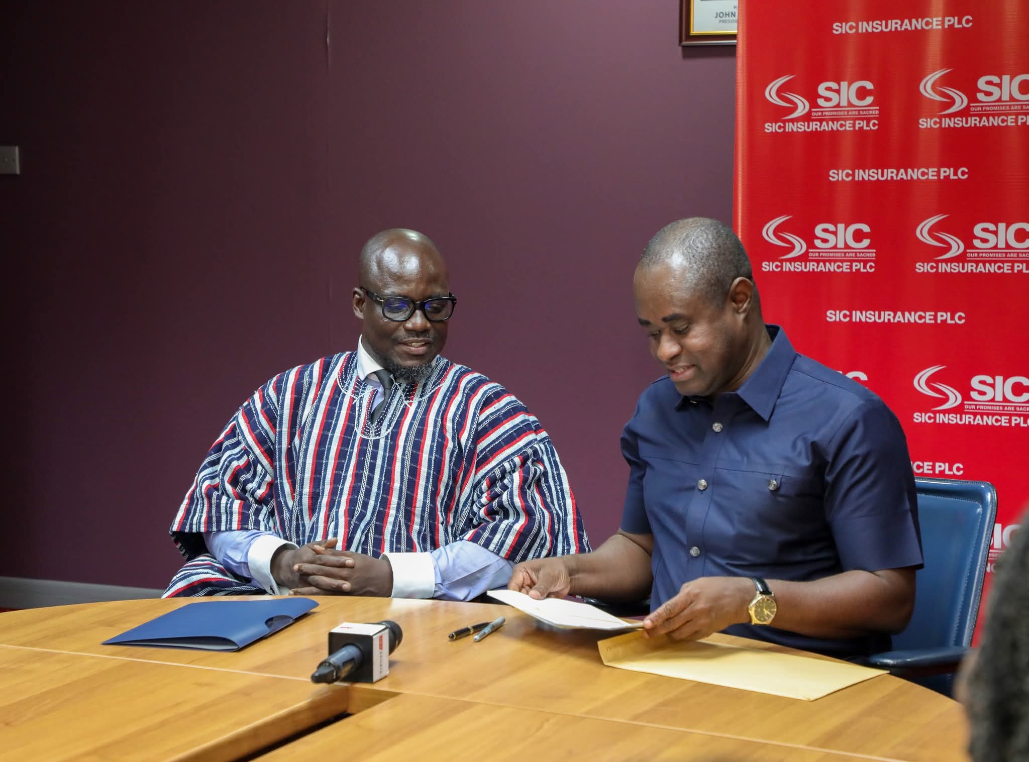 4eb2de04 afa4 4ec1 a514 26f8ba2affa7