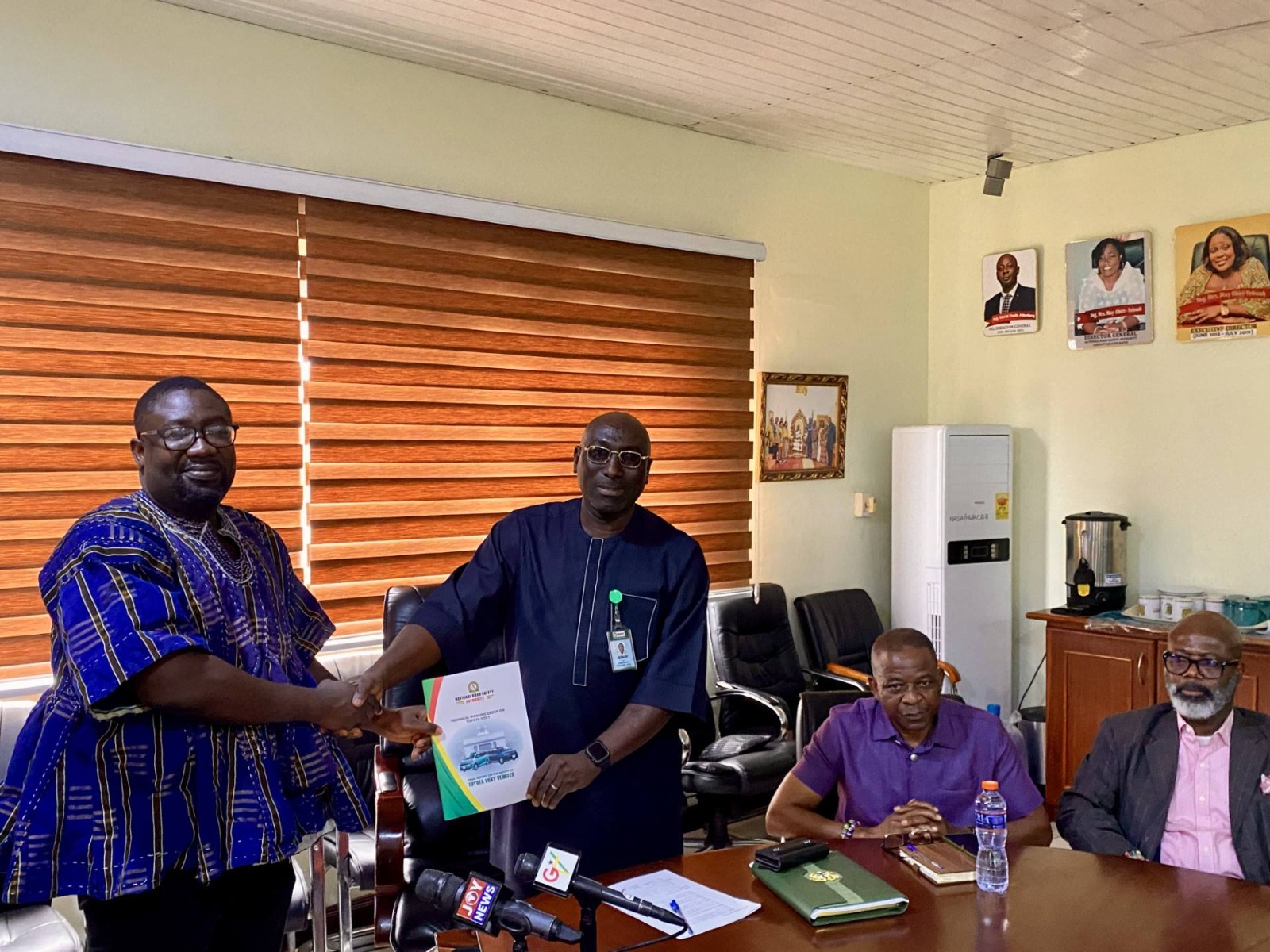 e1bc71c2 2fcc 4c49 8cd1 191edcb3184f